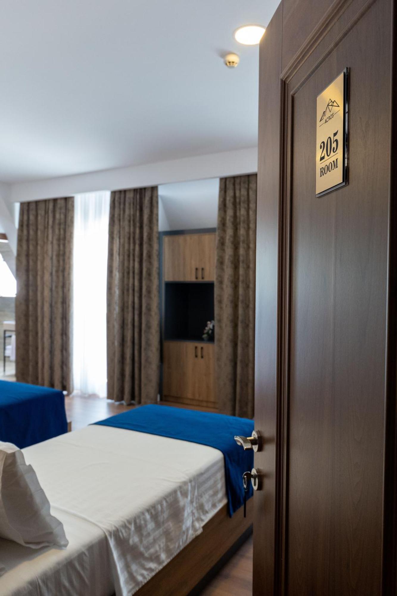 Acros Resort Вльора Екстер'єр фото