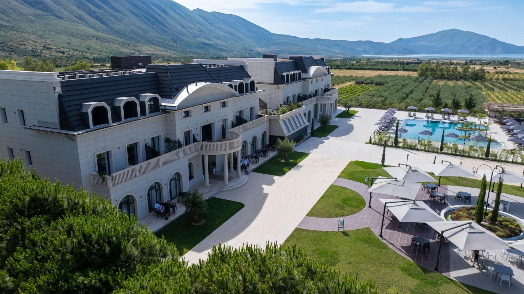 Acros Resort Вльора Екстер'єр фото